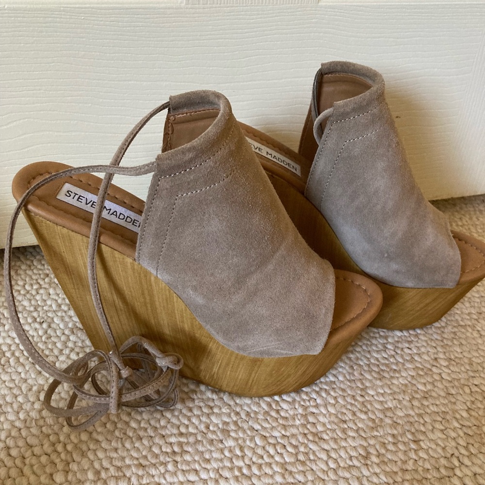 Suede Steve Madden wedges
